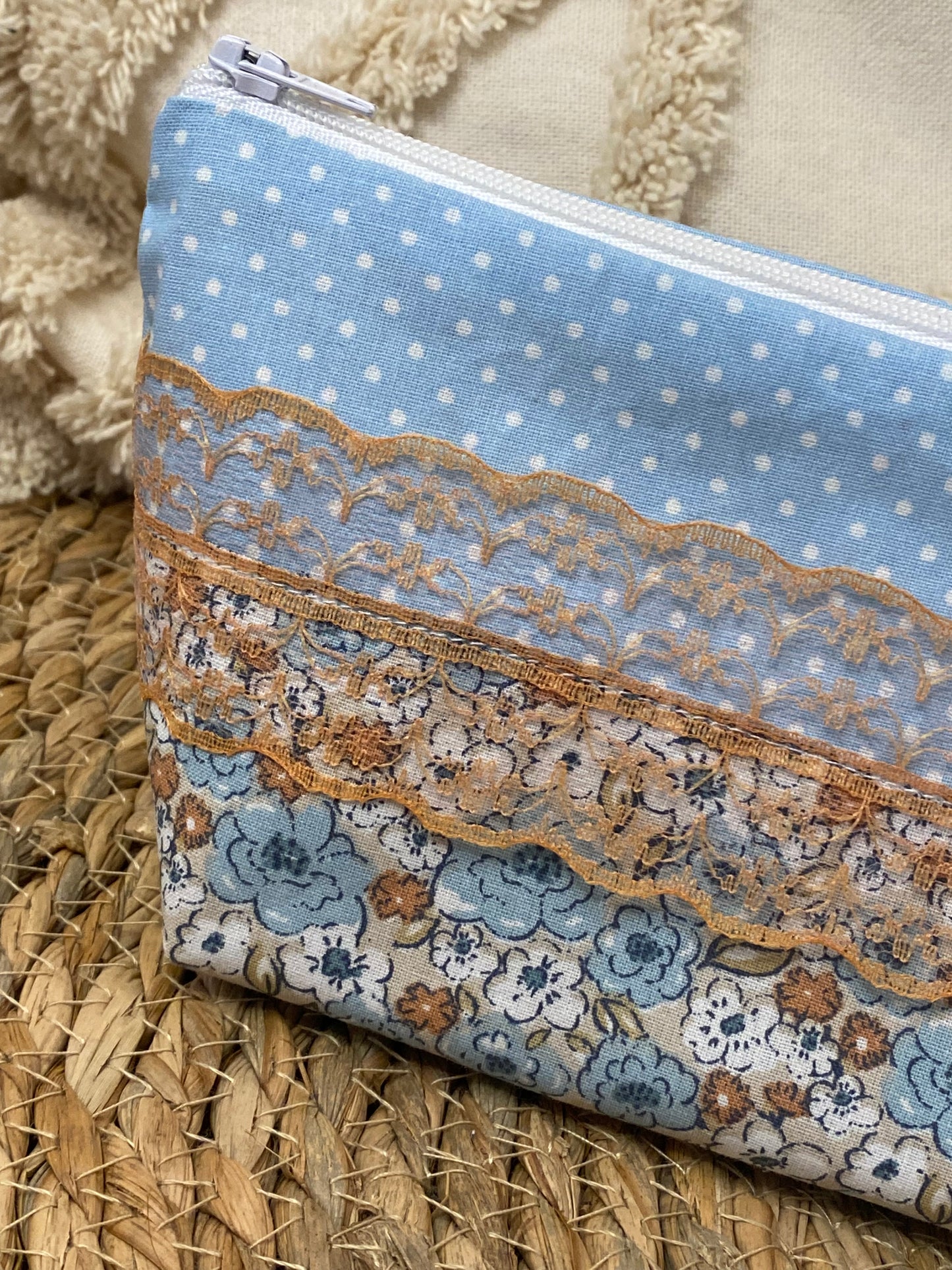 Trousse Virginia - « Fleurs » Bleu ciel et Orange