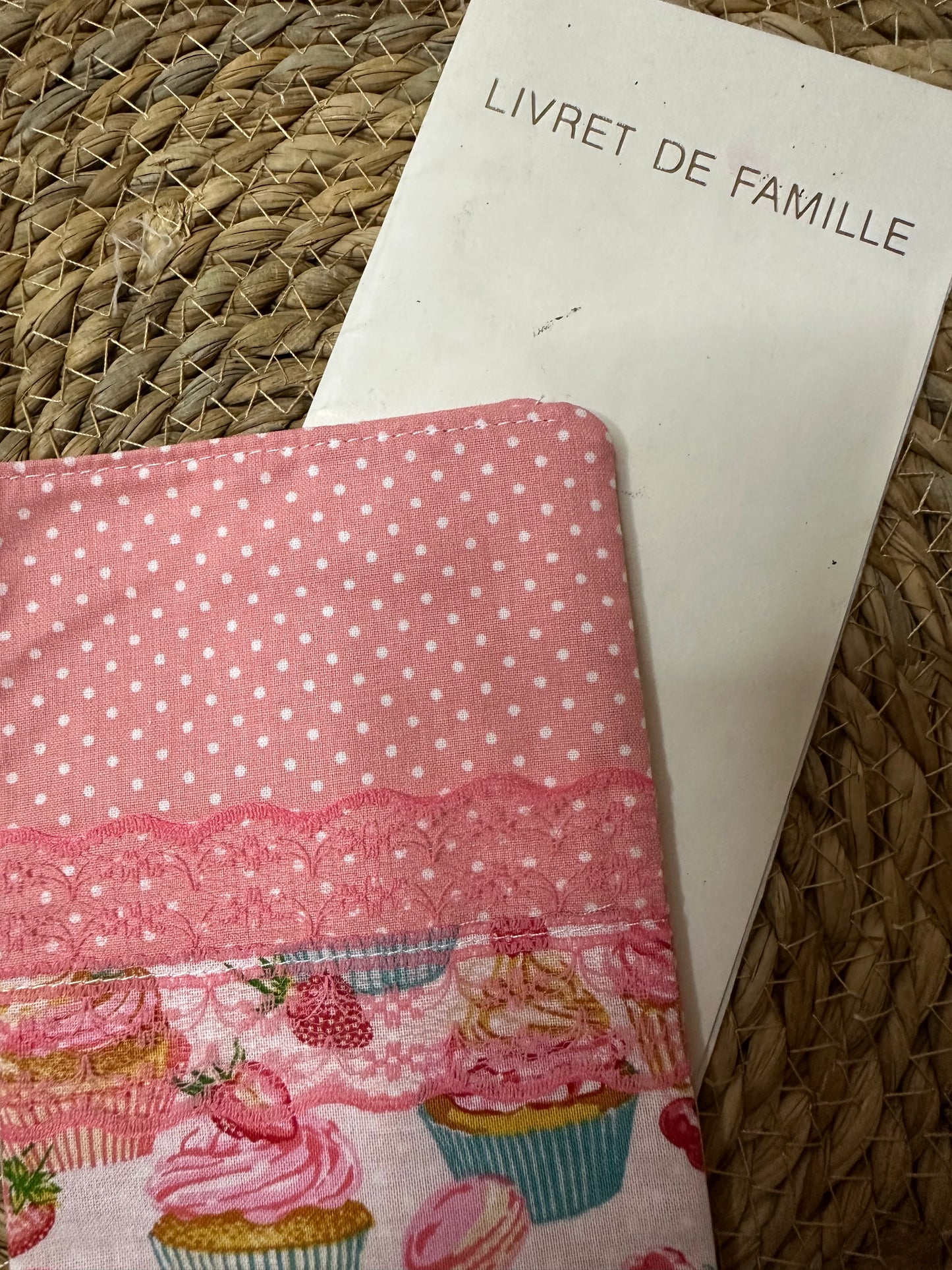 Protège livret de famille Victoria - « Food » Rose