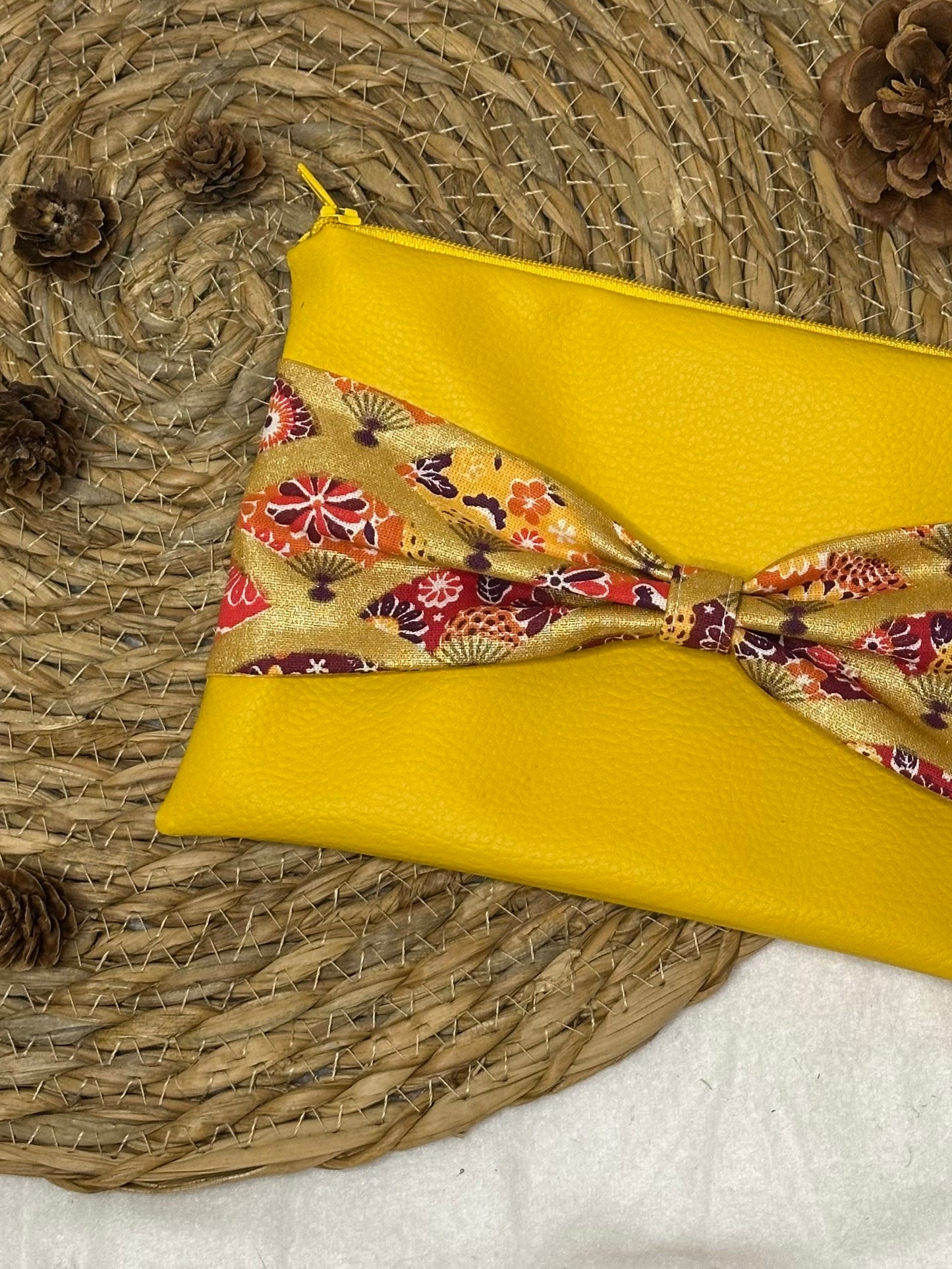 Trousse Anastasia - « Éventails » Moutarde