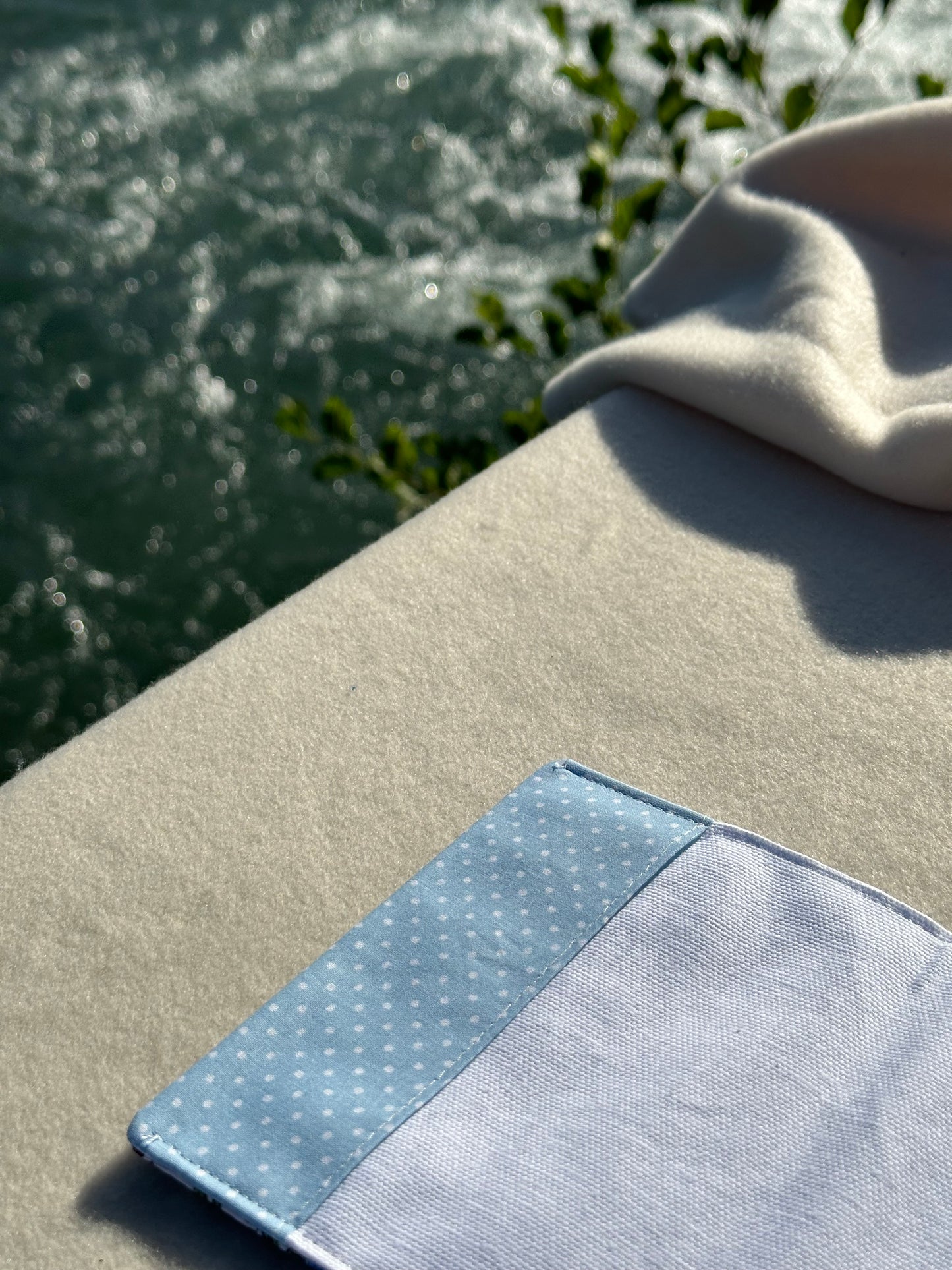 Protège passeport Milena - « Fleurs » Bleu