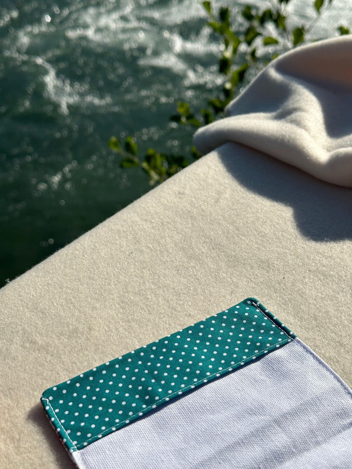 Protège passeport Milena - « Fleurs » Vert