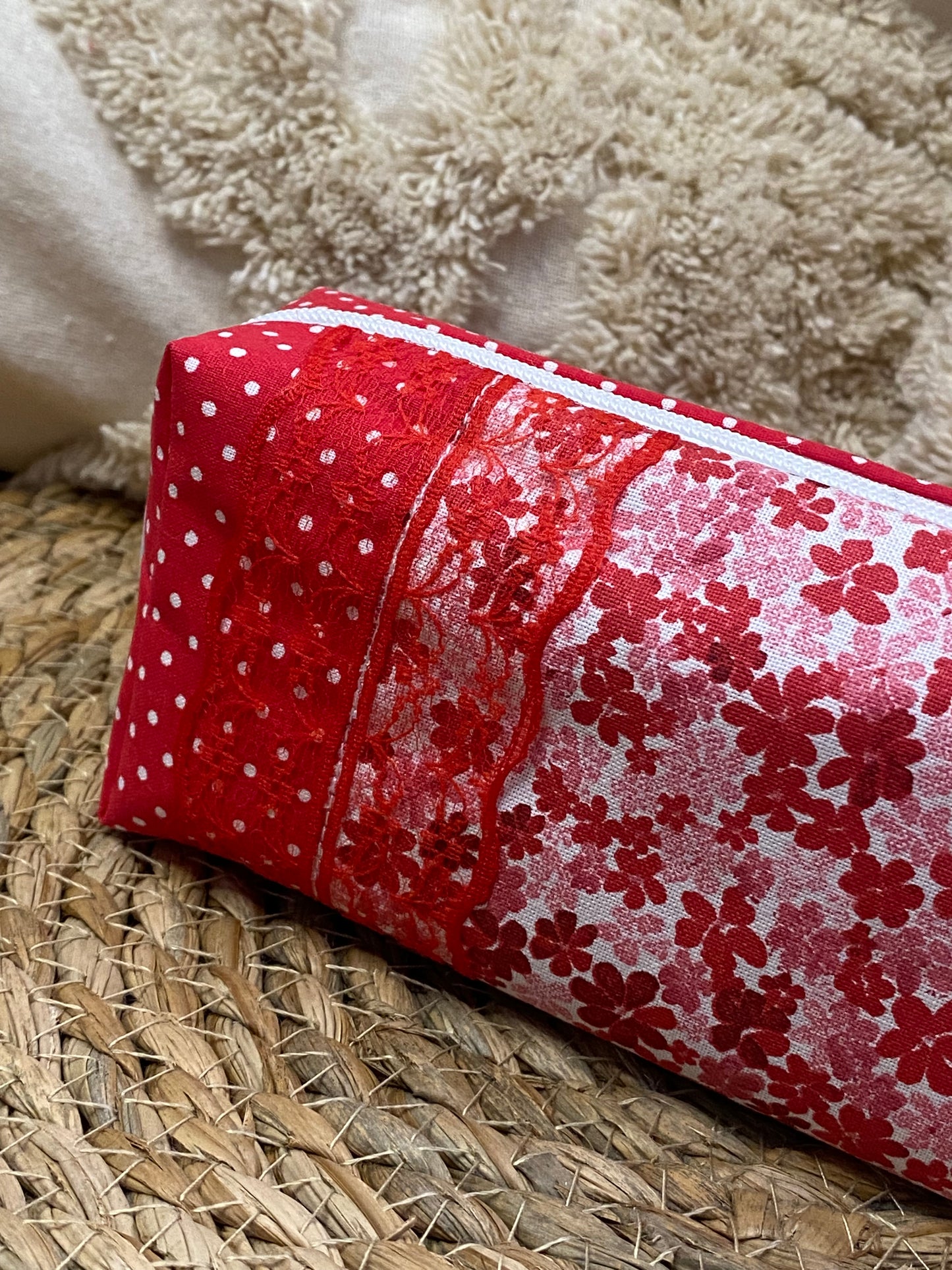 Trousse Serena - « Fleurs » Rouge