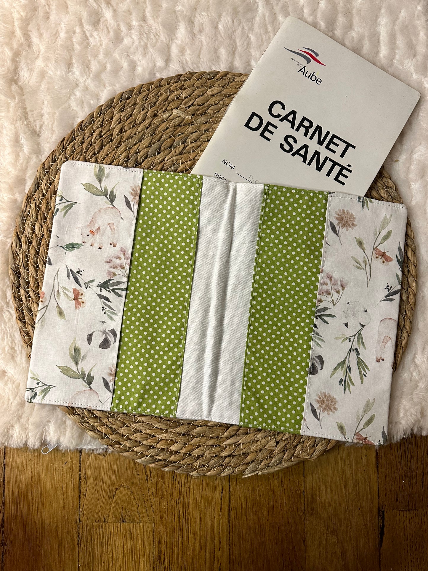 Protège carnet de santé Angela - « Animaux » Vert