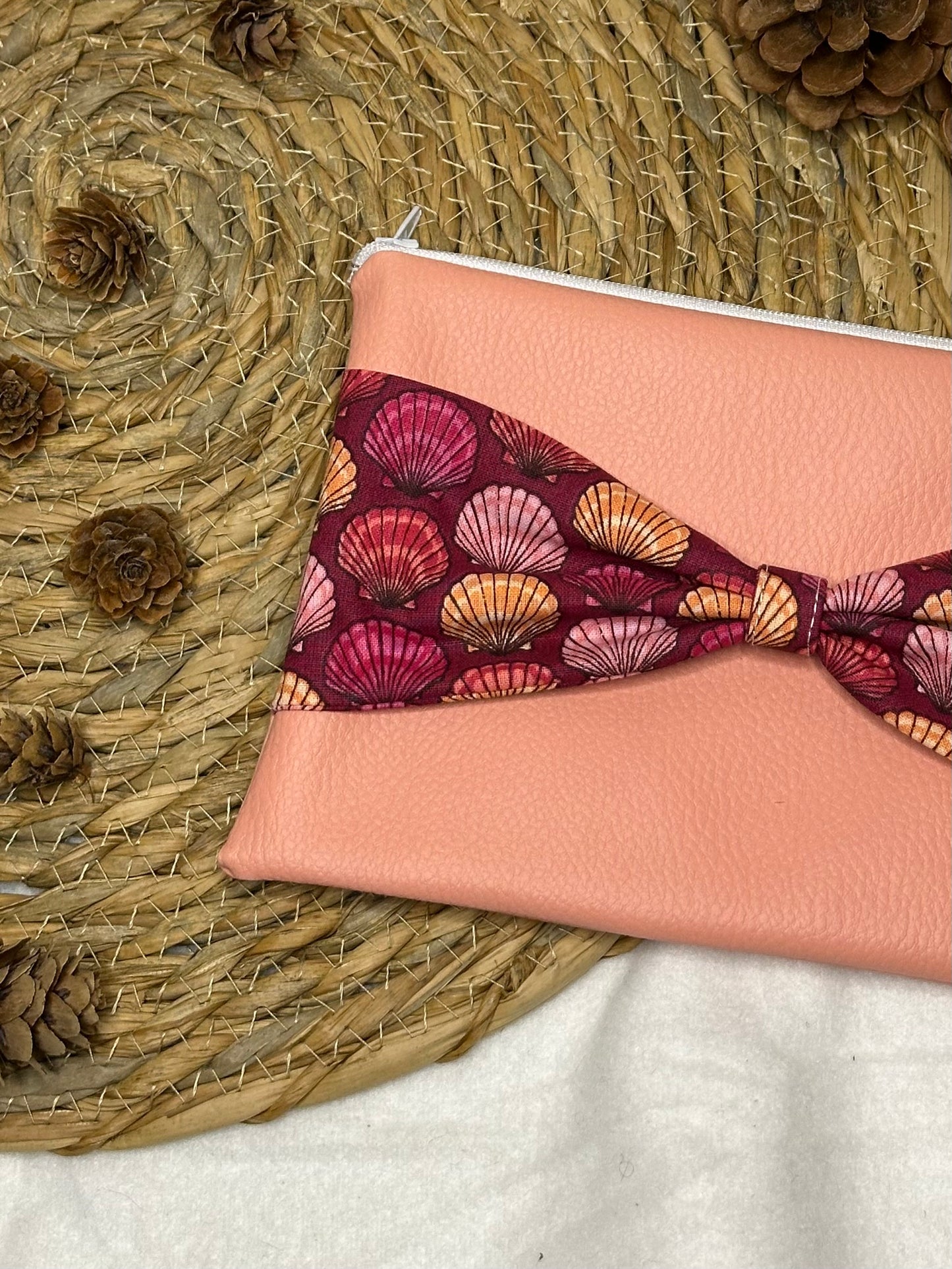 Trousse Anastasia - « Coquillages » Corail