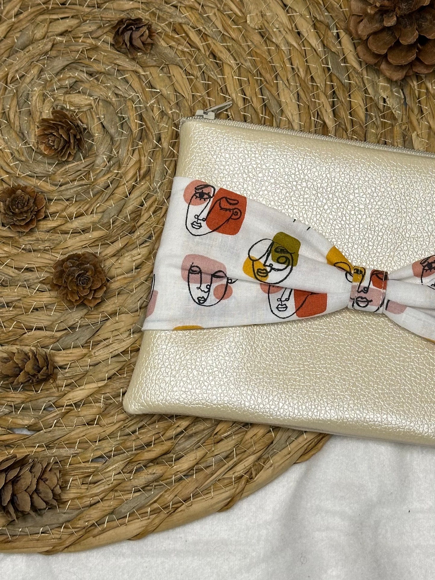 Trousse Anastasia - « Graphique » Beige