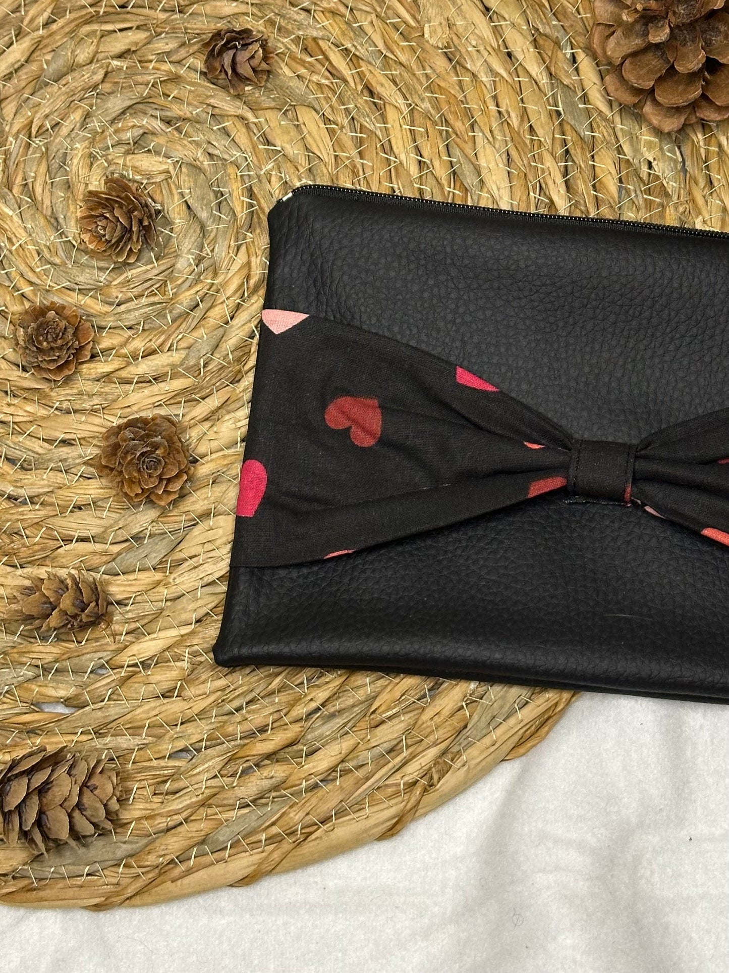 Trousse Anastasia - « Cœurs » Noire