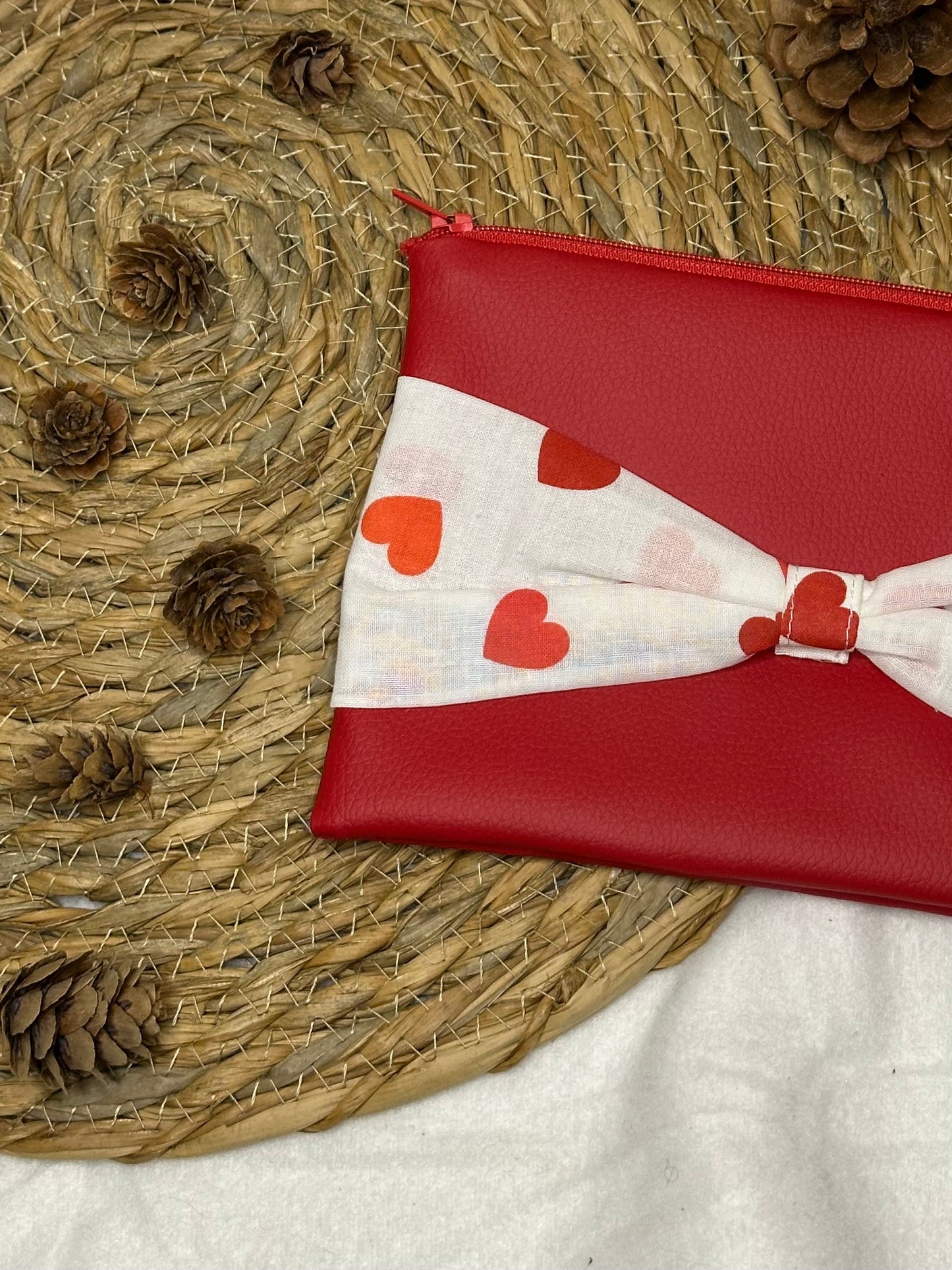 Trousse Anastasia - « Cœurs » Rouge