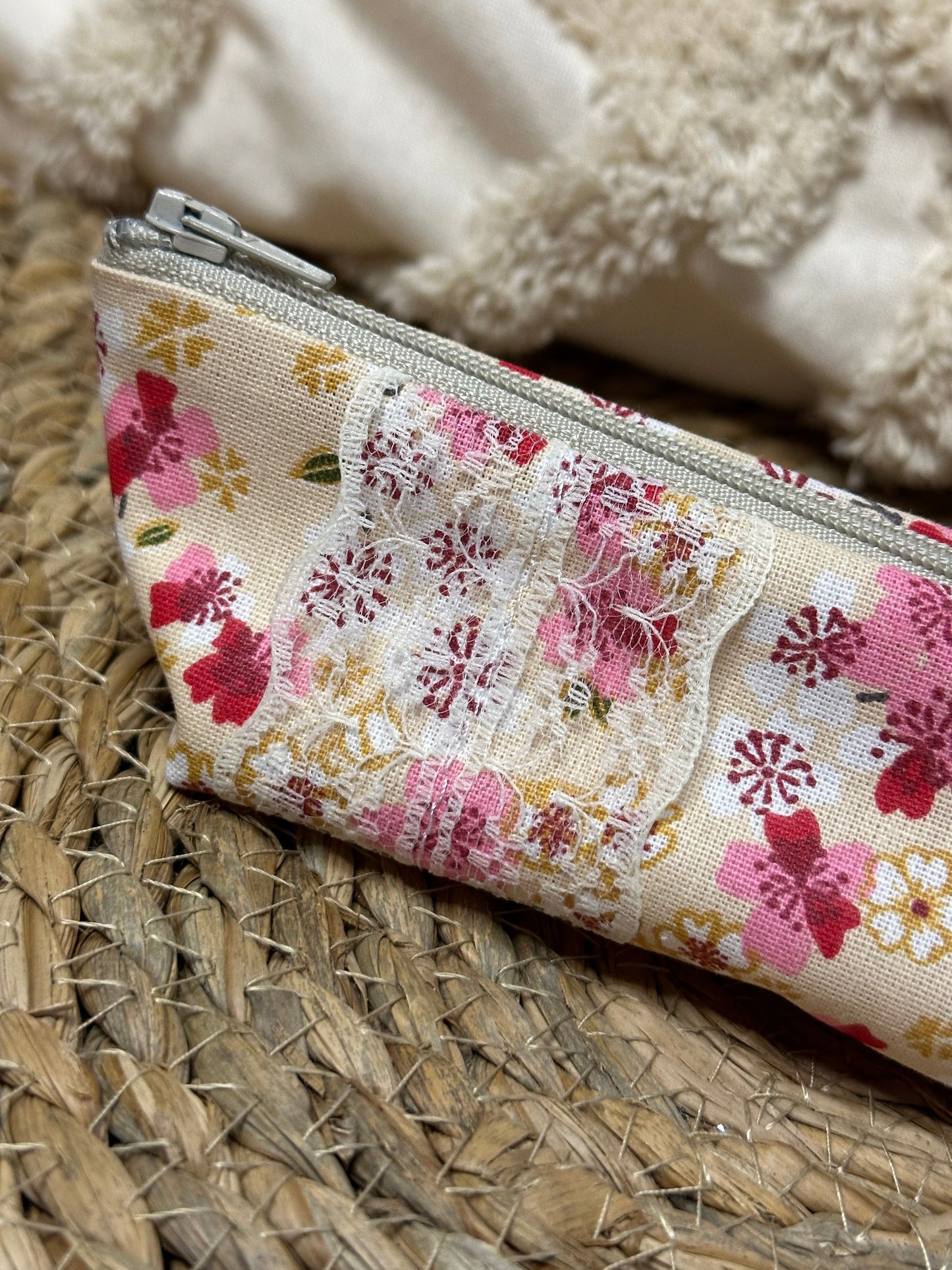 Trousse Olivia - « Fleurs » Jaune et Rose