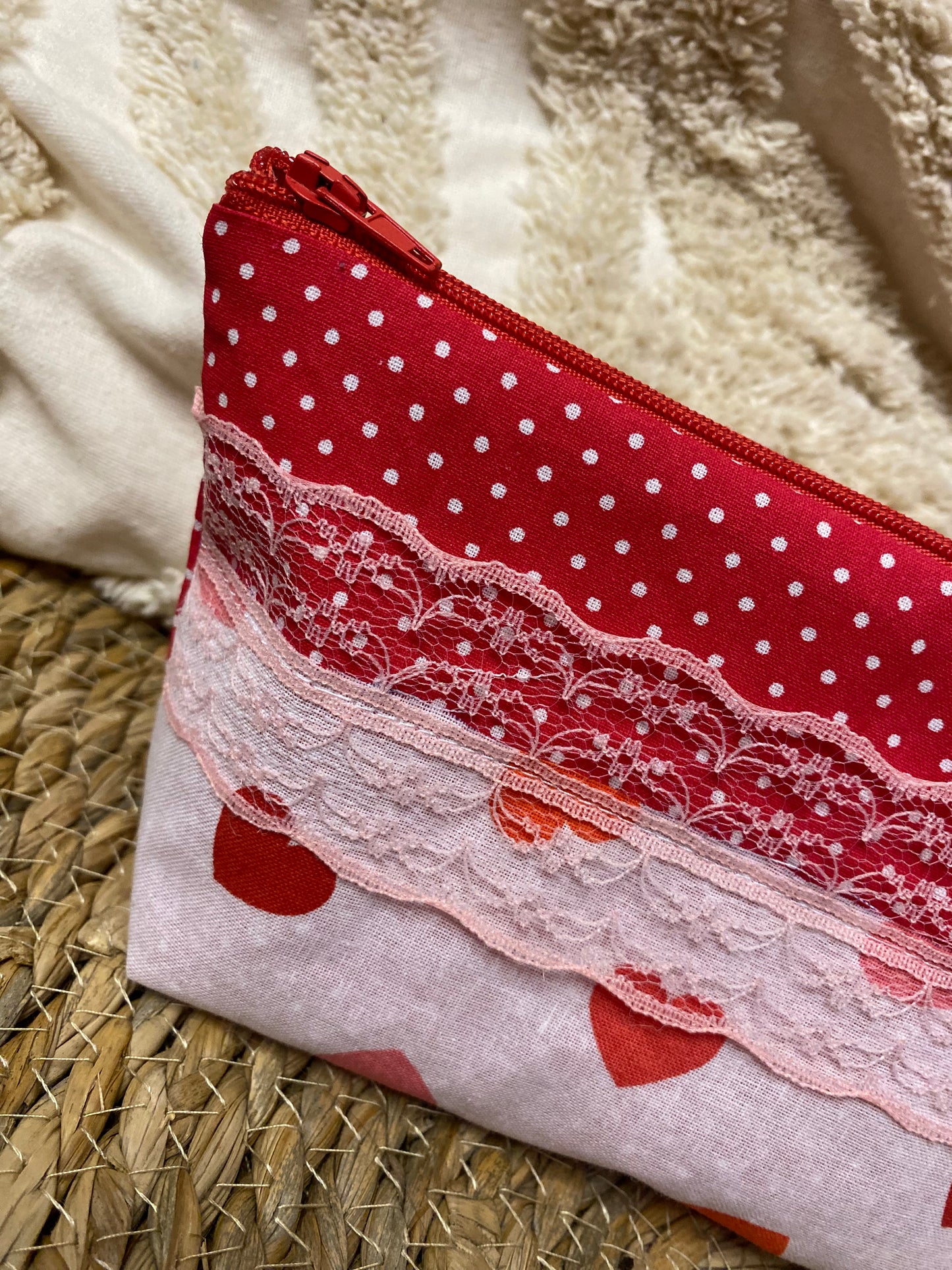 Trousse Virginia - « Coeurs » Rouge