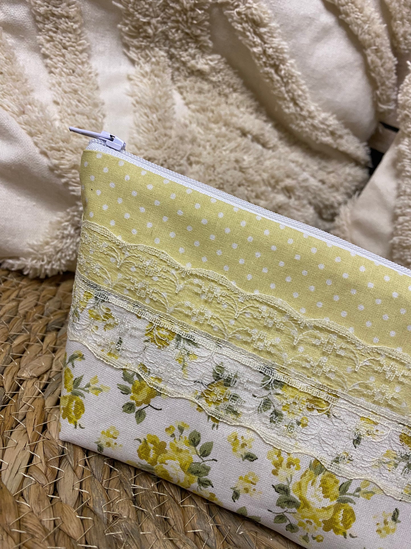 Trousse Virginia - « Fleurs » Jaune