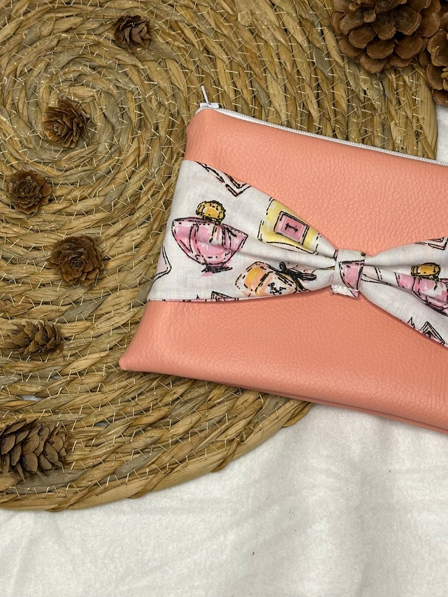 Trousse Anastasia - « Mode » Corail