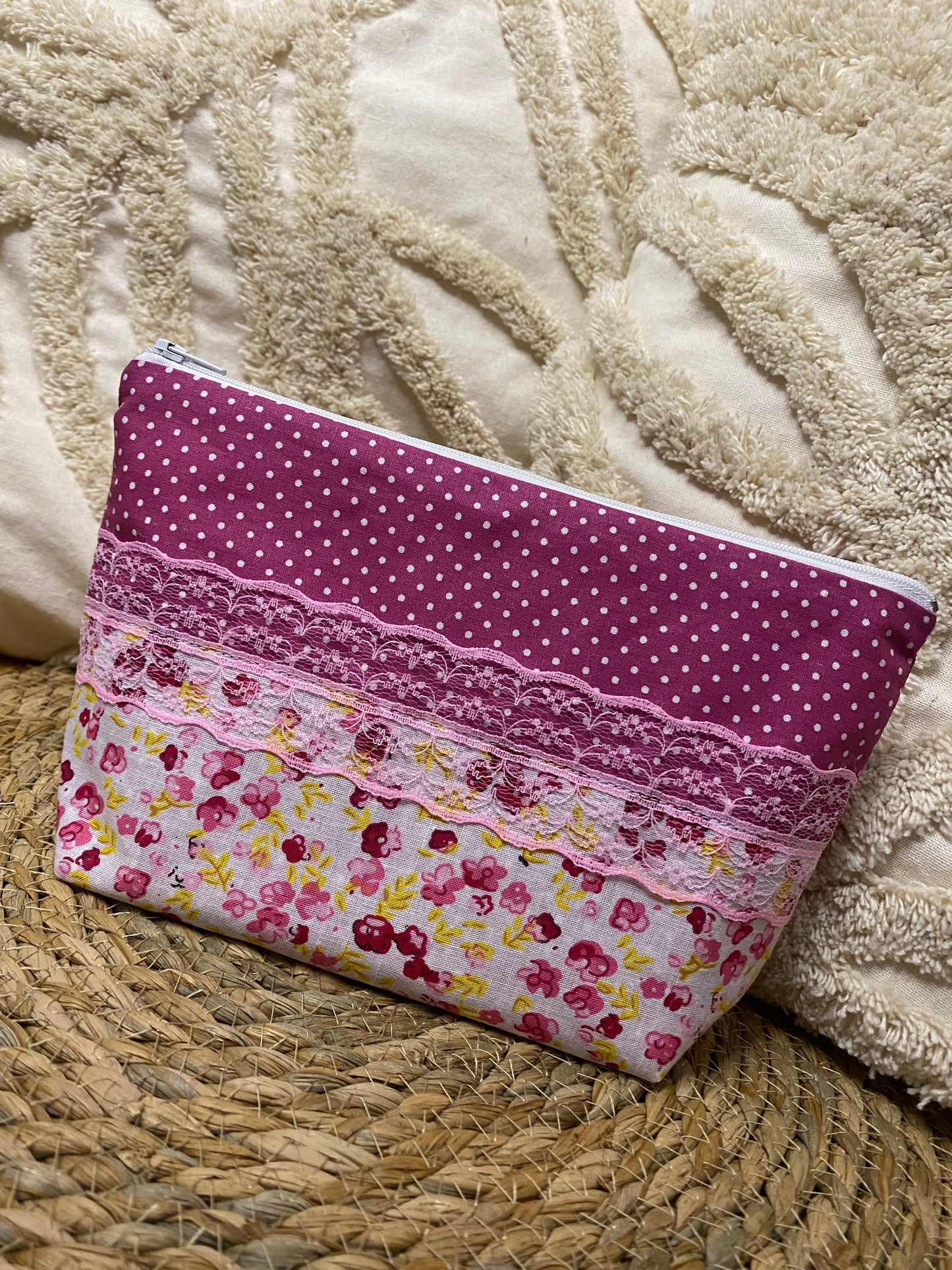 Trousse Amélia - « Fleurs » Rose