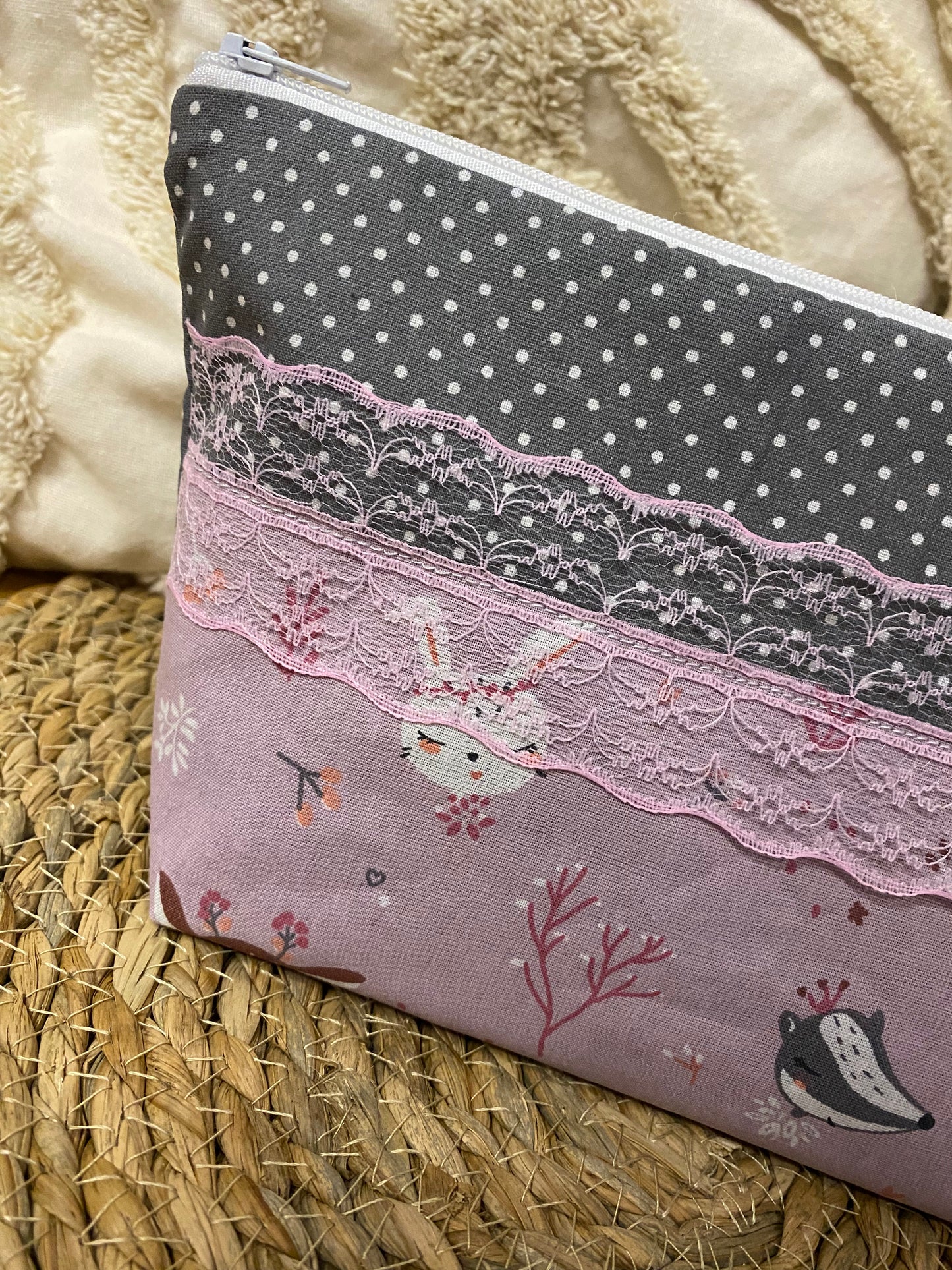 Trousse Amélia - « Animaux » Grise et Rose