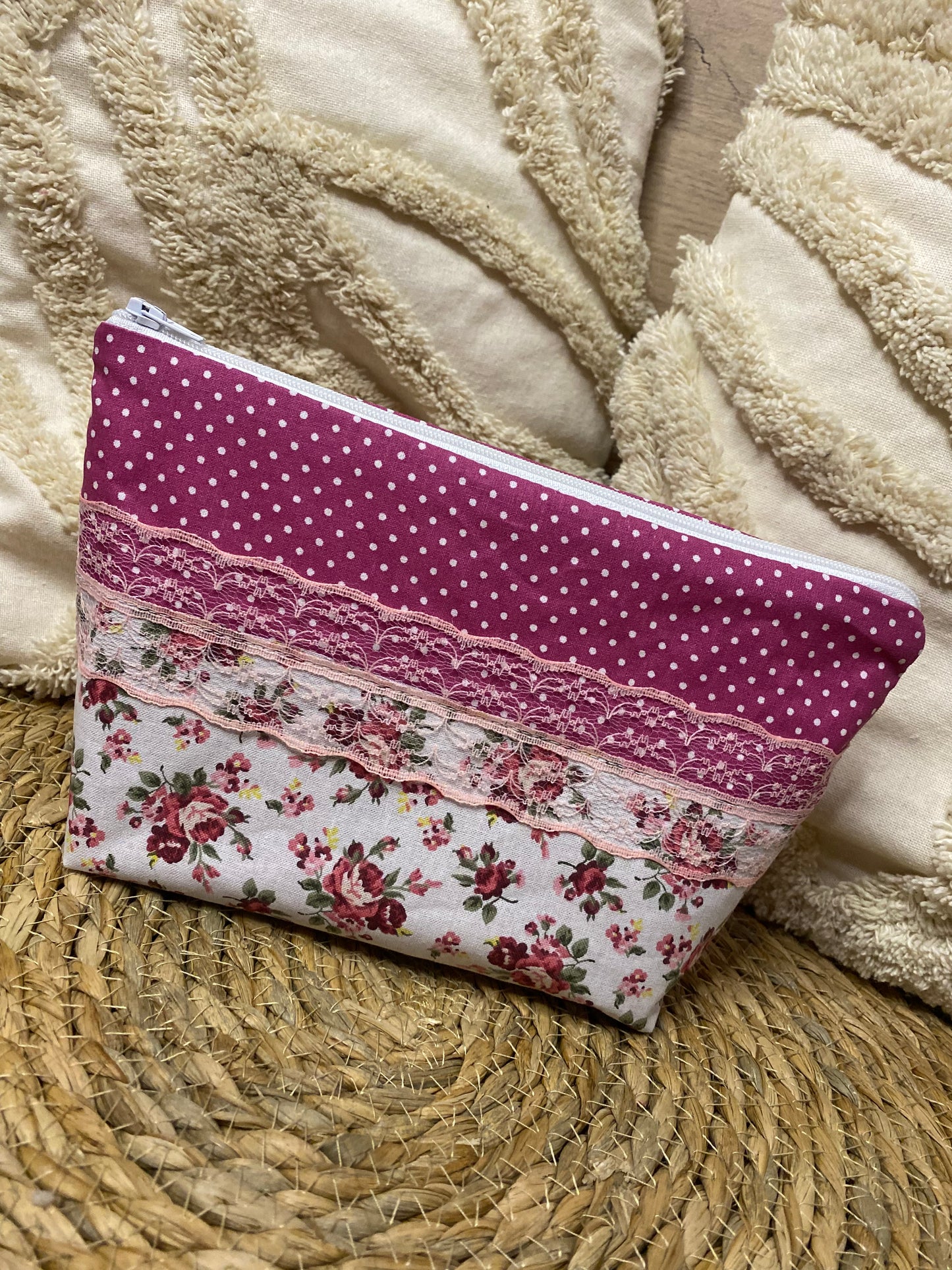 Trousse Amélia - « Fleurs » Rose