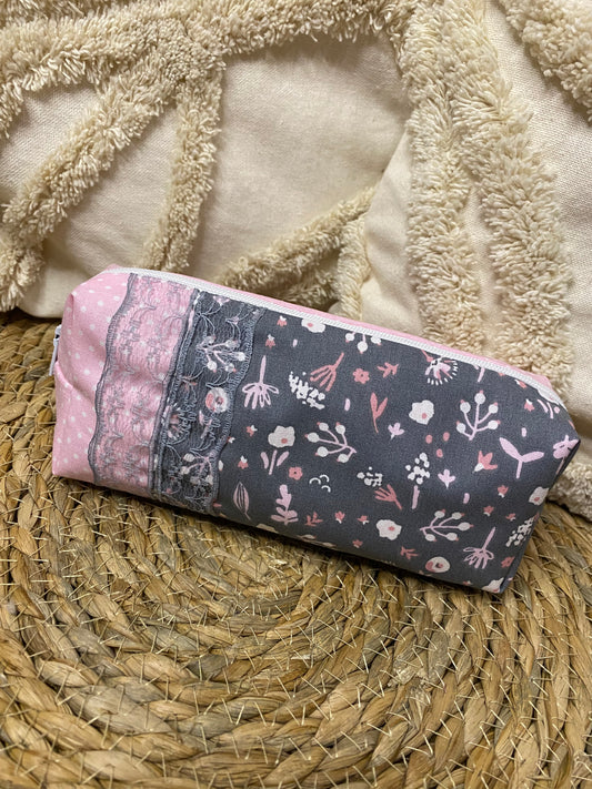 Trousse Serena - « Fleurs » Grise et Rose