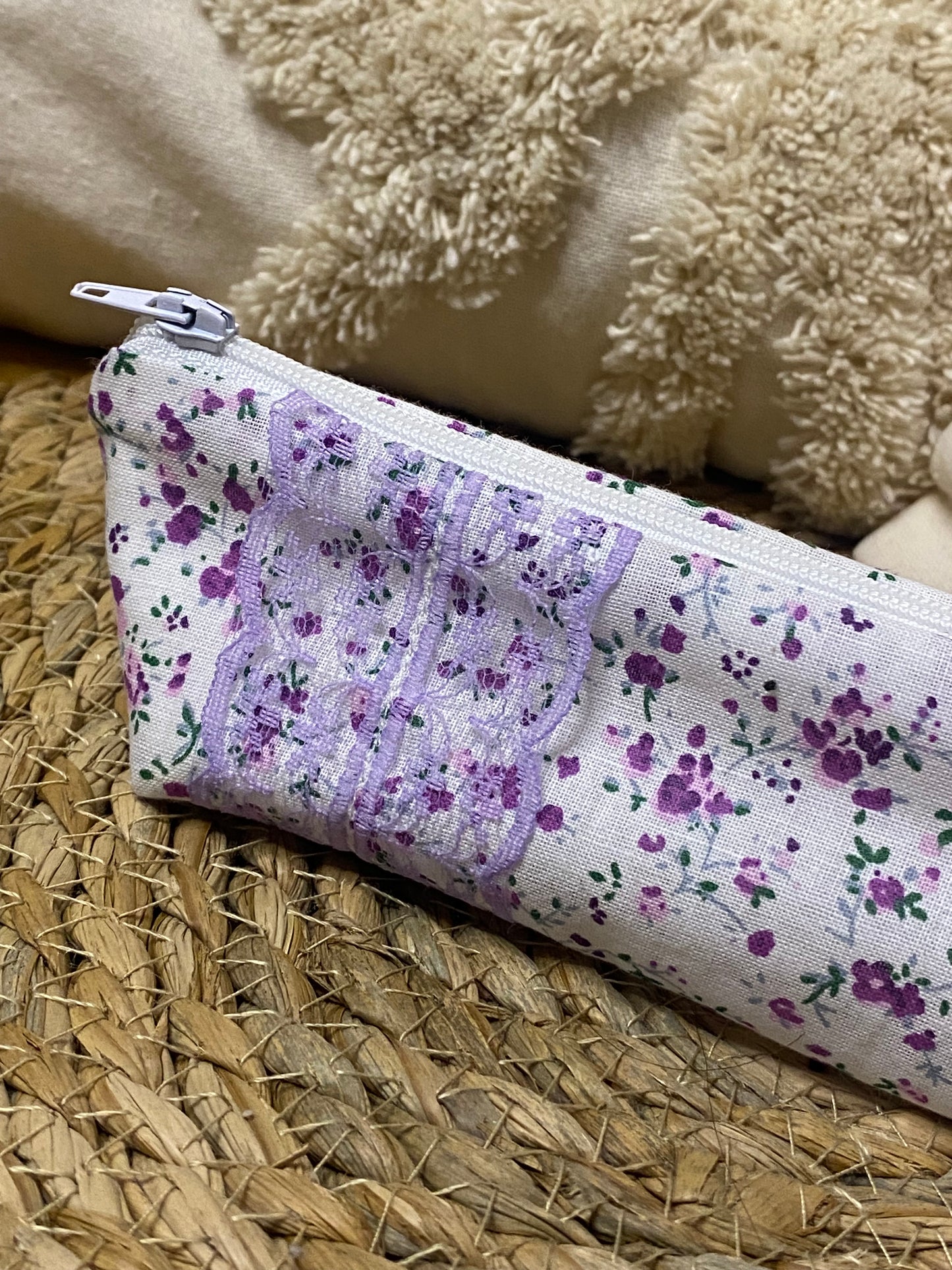 Trousse Olivia - « Fleurs » Violette