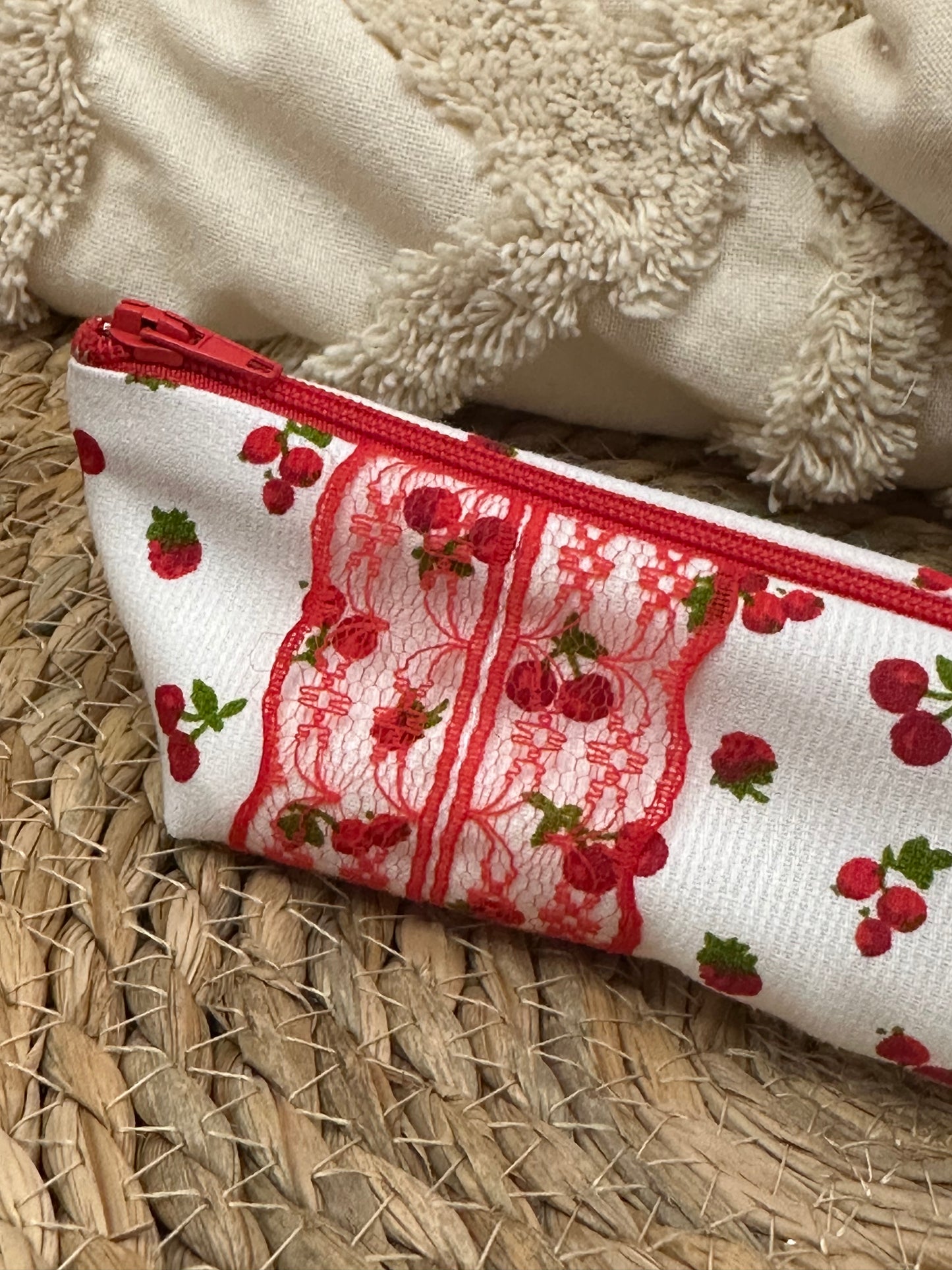 Trousse Olivia - « Food » Rouge