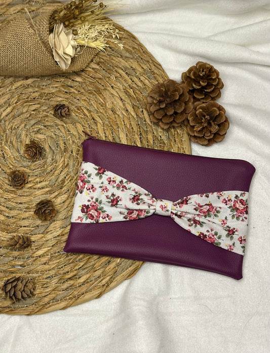 Trousse Anastasia - « Fleurs » Prune