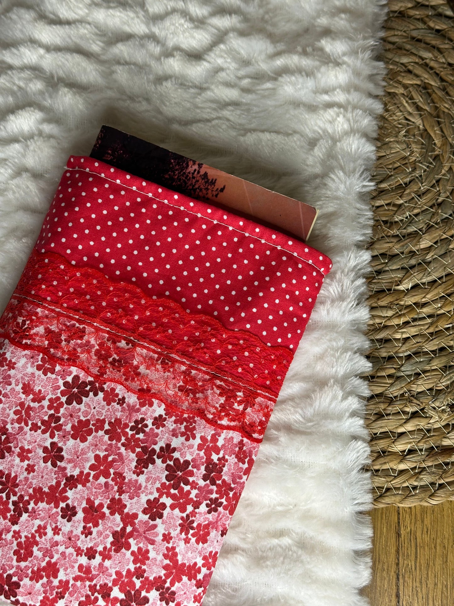 Pochette à livre Adrianna - « Fleurs » Rouge et Rose