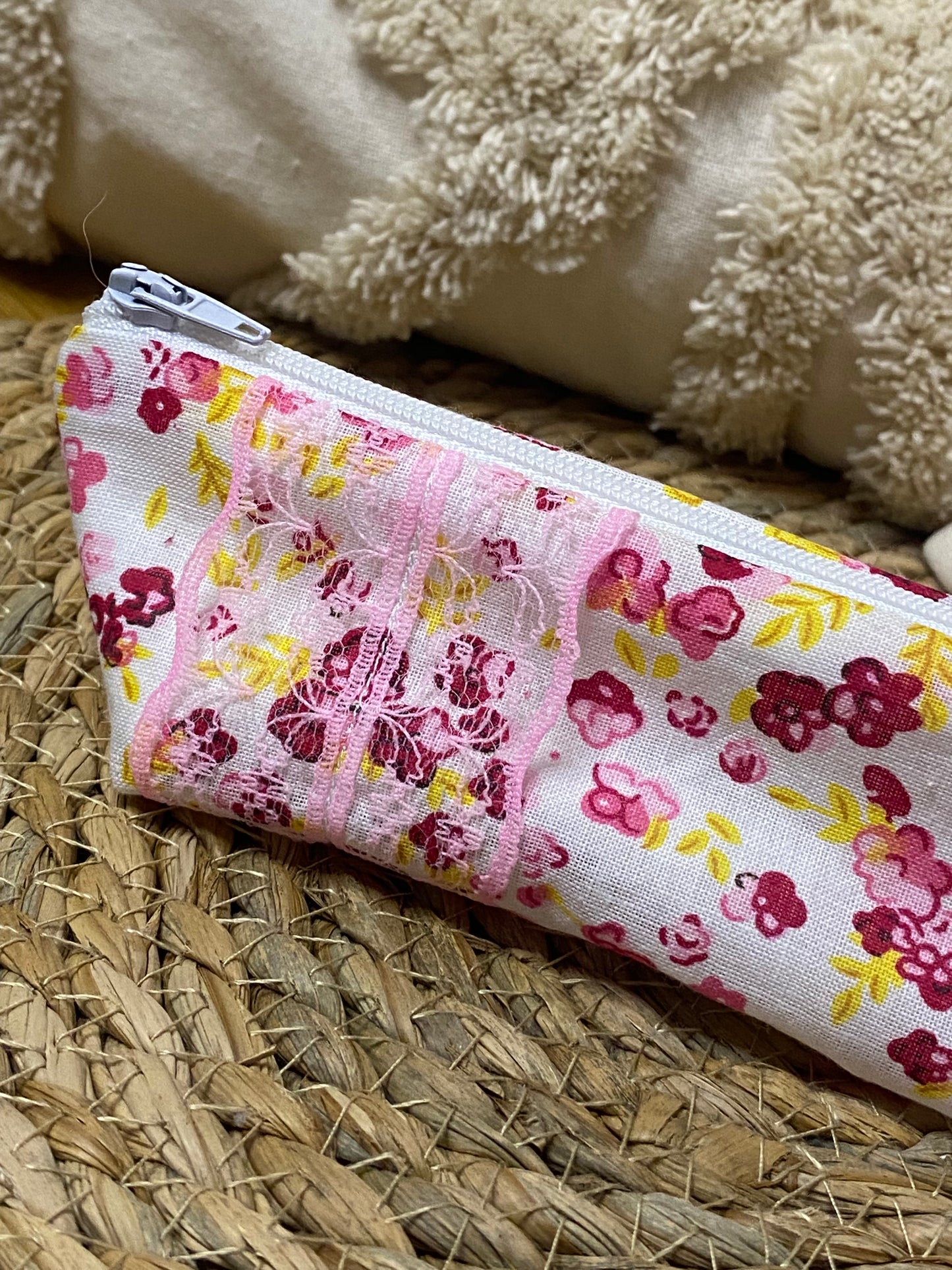 Trousse Olivia - « Fleurs » Rose