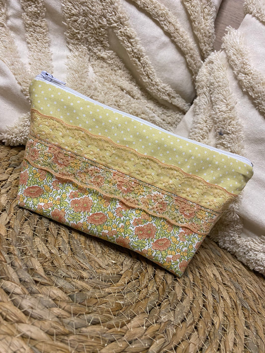 Trousse Virginia - « Fleurs » Jaune