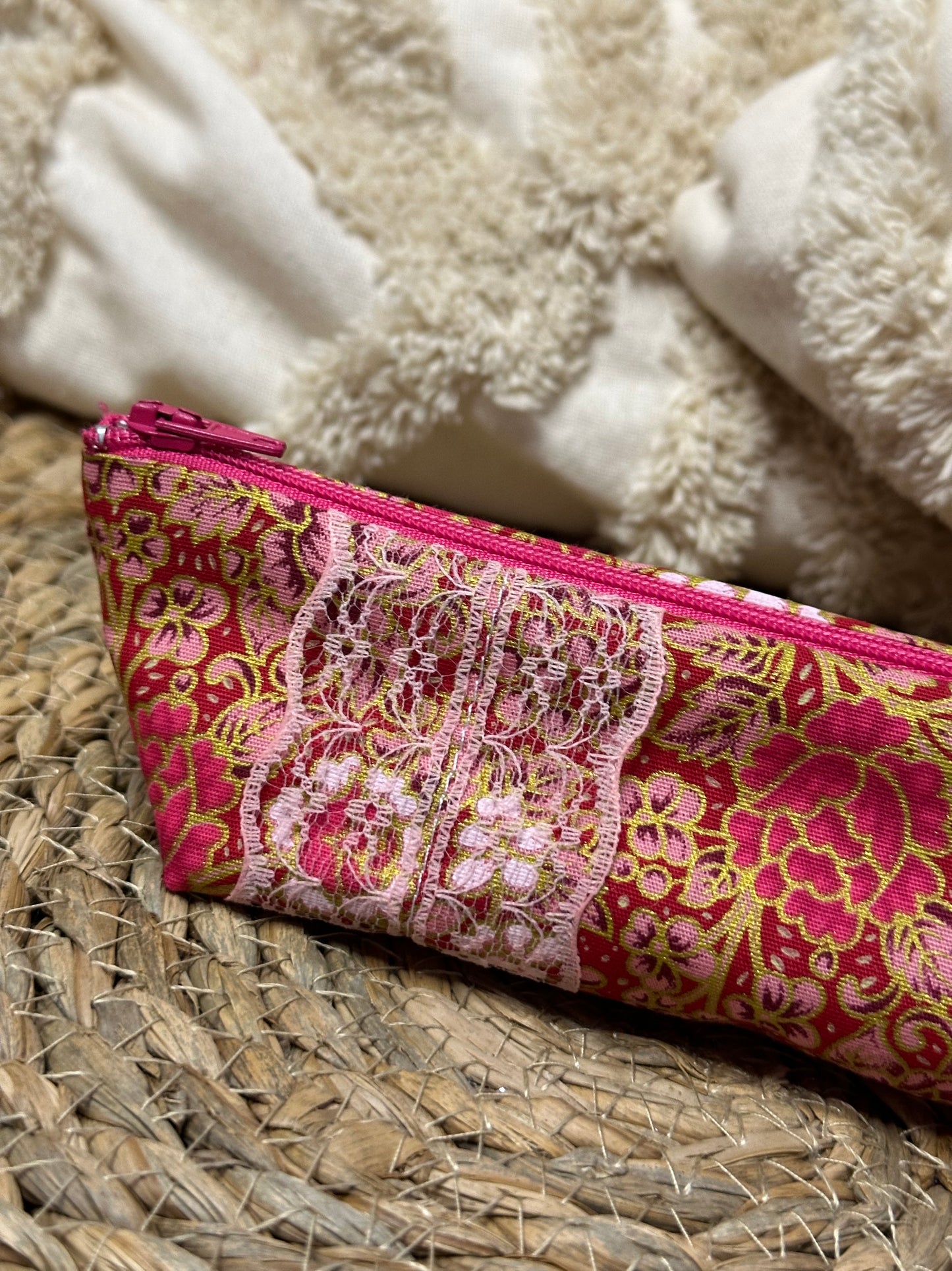 Trousse Olivia - « Fleurs » Rose