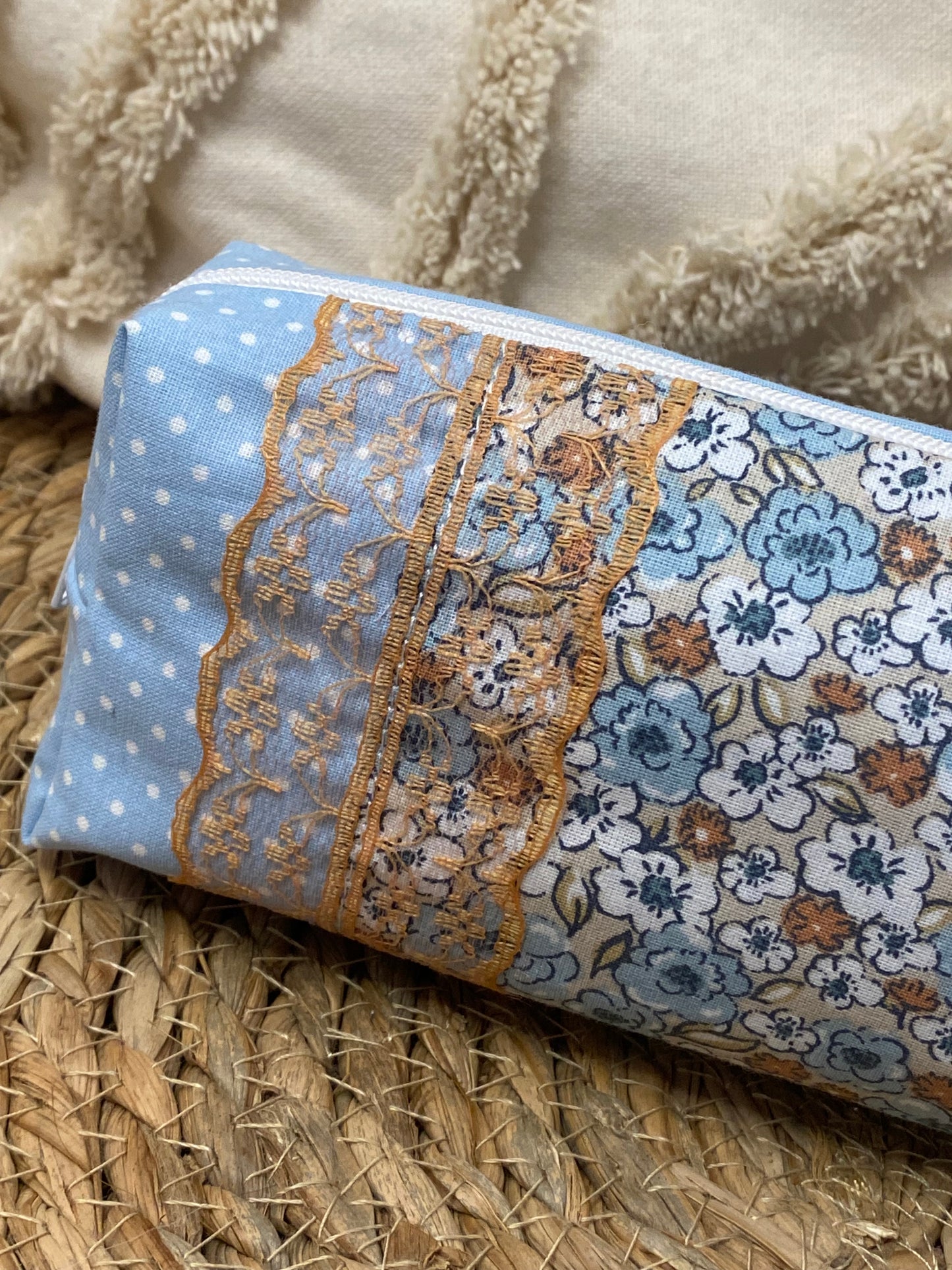 Trousse Serena - « Fleurs » Bleu ciel et Orange