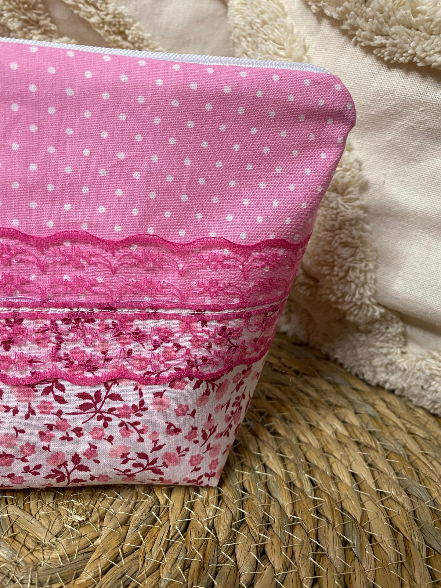 Trousse Amélia - « Fleurs » Rose