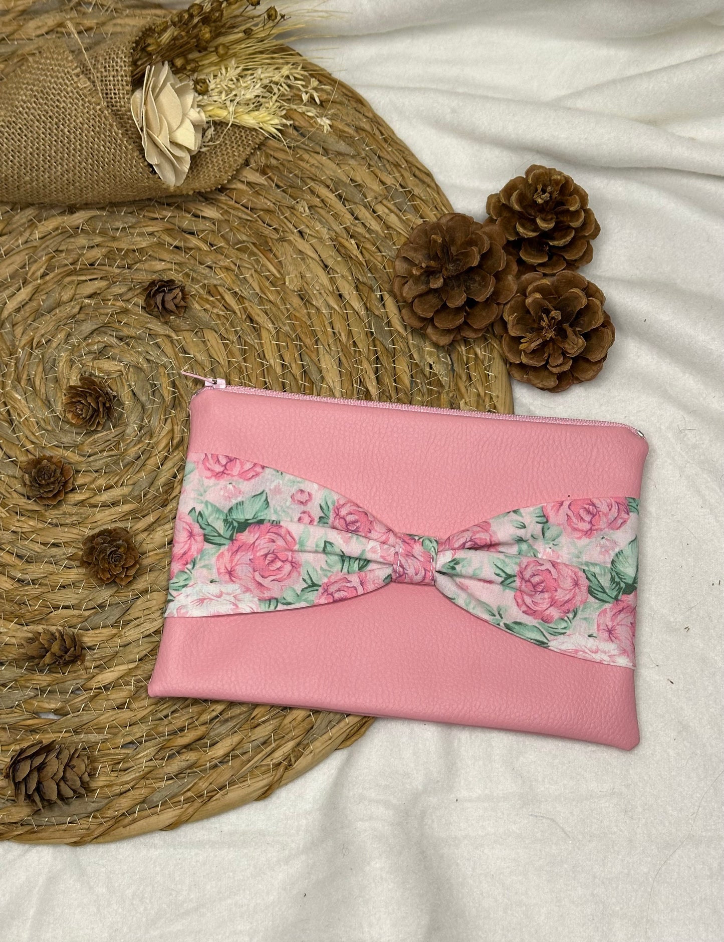 Trousse Anastasia - « Fleurs » Rose