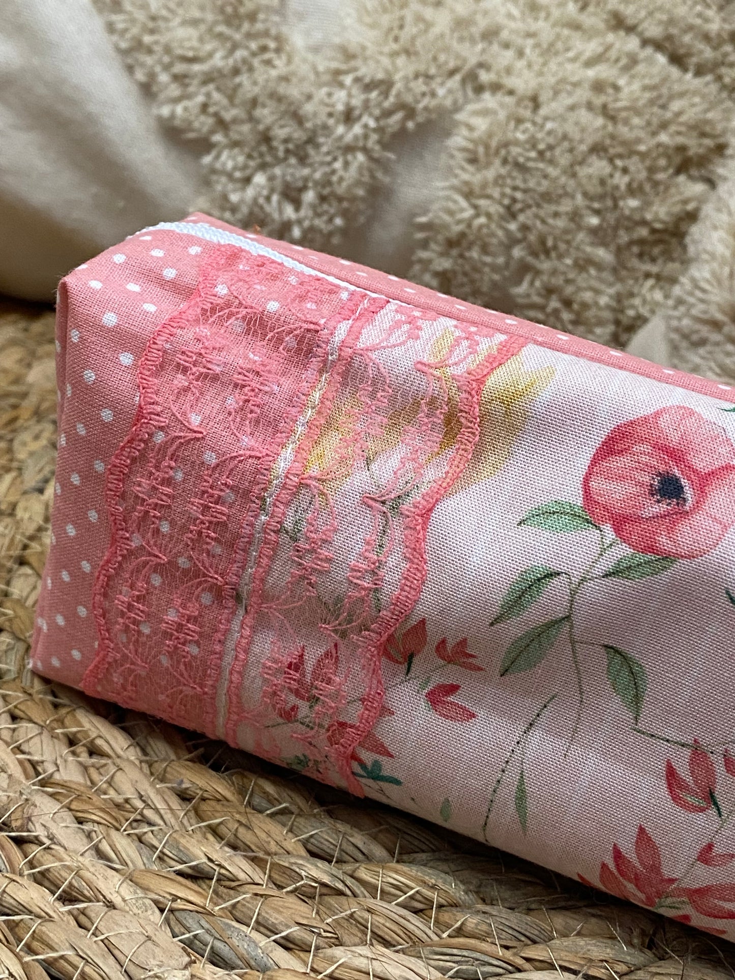 Trousse Serena - « Fleurs » Rose